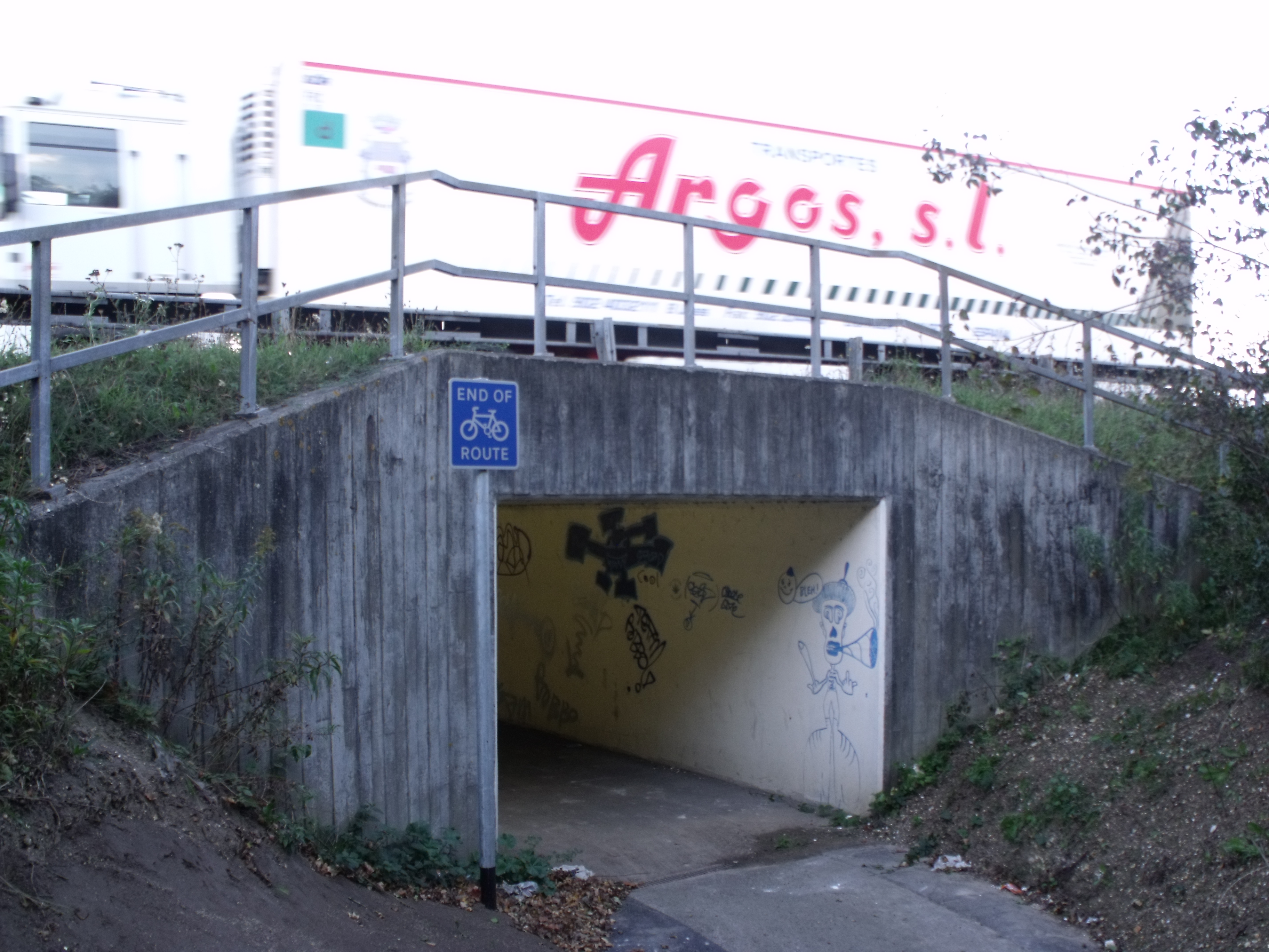 Entrance to underpass at Tesco side